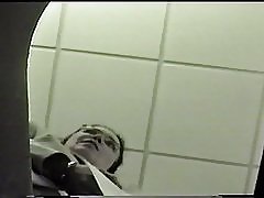 Kontor kollega strømpebukser upskirt 5