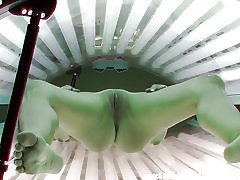 Amazing hot teen i solarium